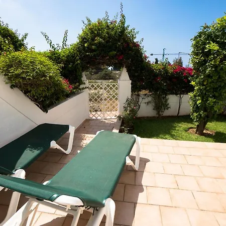 Urb. Alhambra Ii 15 * Nerja