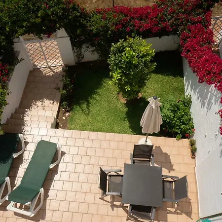 Urb. Alhambra Ii 15 * Nerja